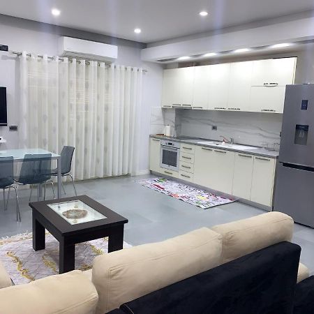 شقة فلورا  في Apartament Dean المظهر الخارجي الصورة