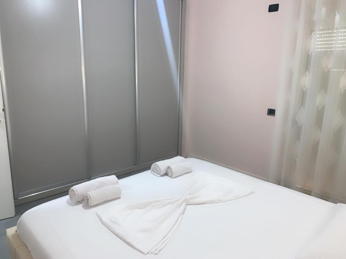 شقة فلورا  في Apartament Dean المظهر الخارجي الصورة