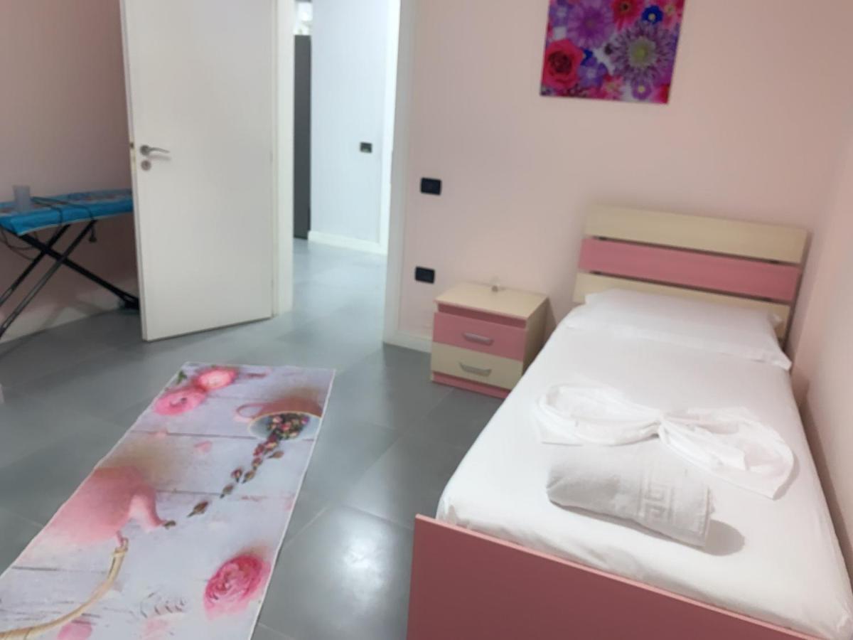 شقة فلورا  في Apartament Dean المظهر الخارجي الصورة